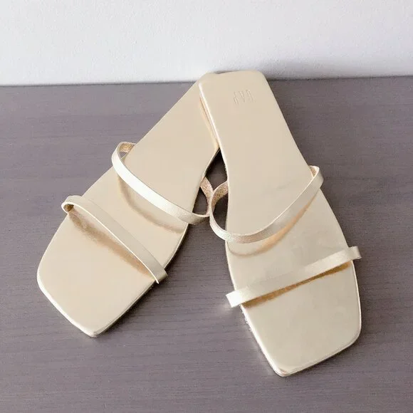 Gap Square Toe Sandals Gold Size 10 women’s shoes slides - Picture 1 of 14